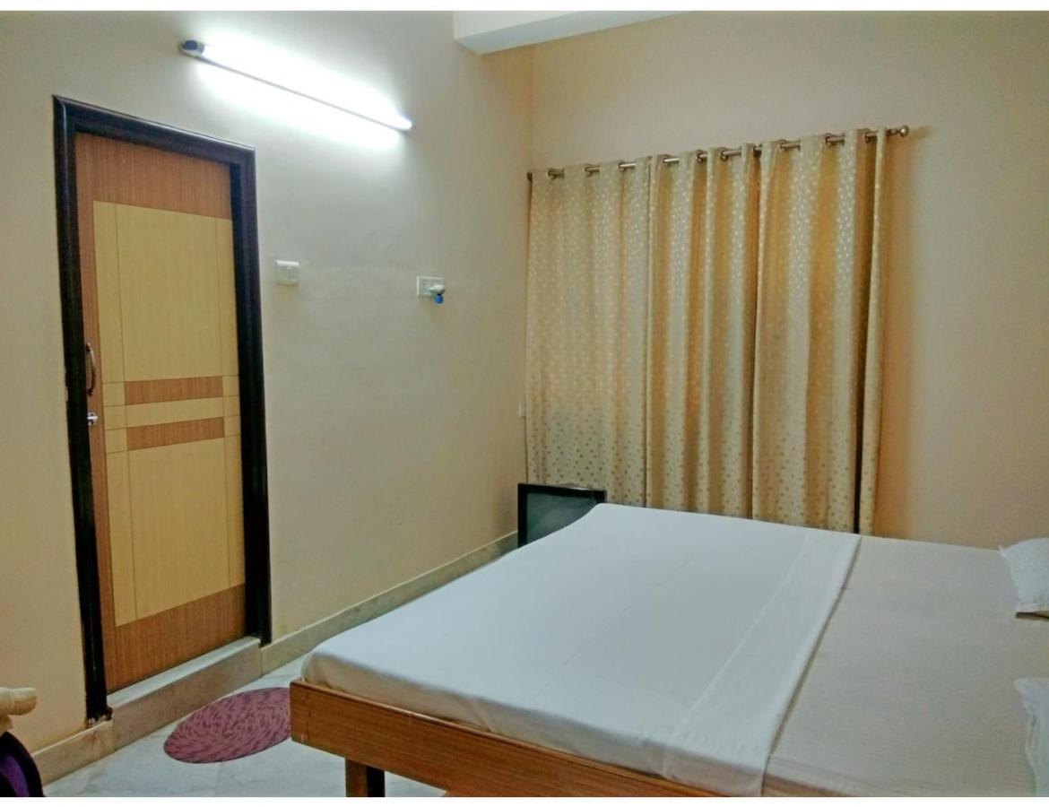 Hotel Basera Guest House, 萨哈兰普尔 外观 照片