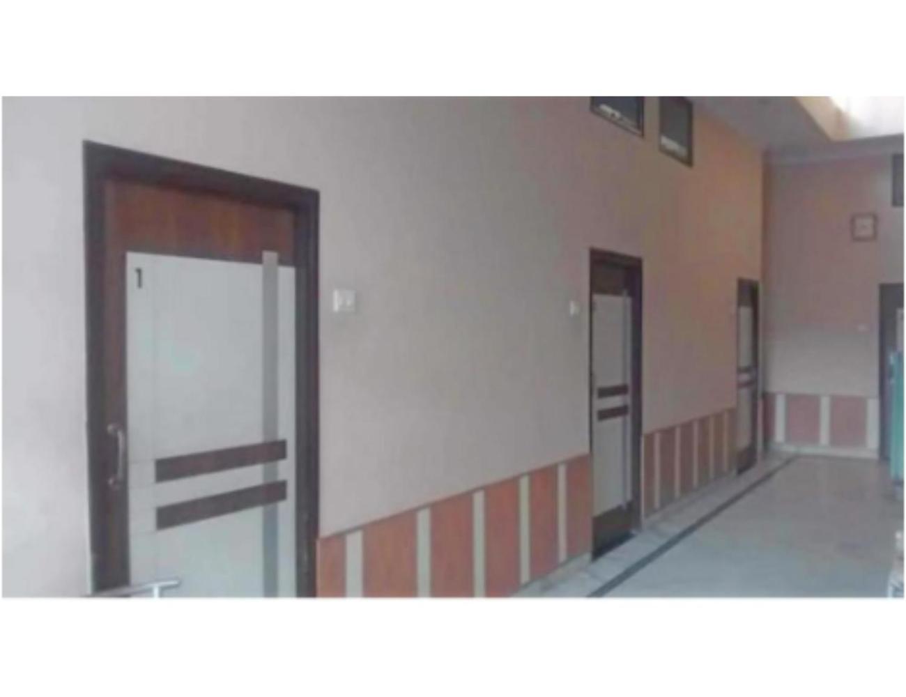 Hotel Basera Guest House, 萨哈兰普尔 外观 照片